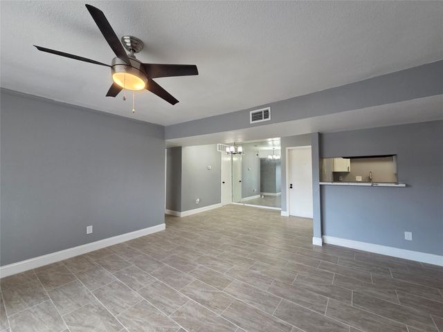 8421 Hearth Drive 31, Houston, TX 77054