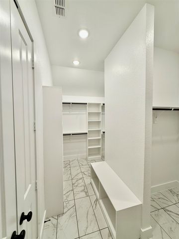 1016 Forest Glen Road, Weatherford, TX 76087