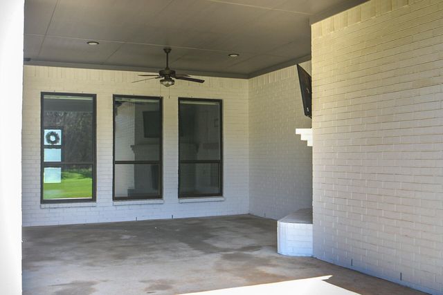 1016 Forest Glen Road, Weatherford, TX 76087