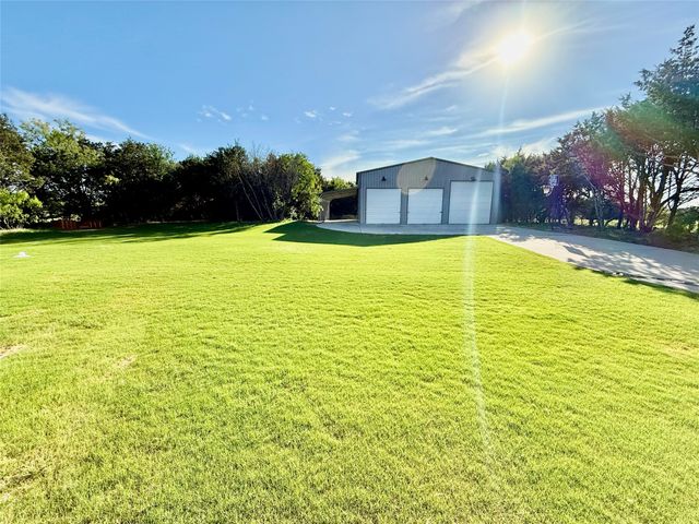 1016 Forest Glen Road, Weatherford, TX 76087