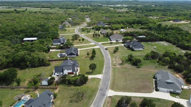 1016 Forest Glen Road, Weatherford, TX 76087