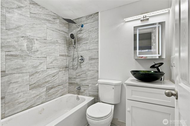 27305 SE 144th Ave se SE, Kent, WA 98042