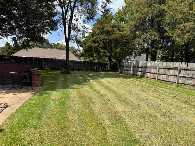 106 Red Oak Lane, Searcy, AR 72143