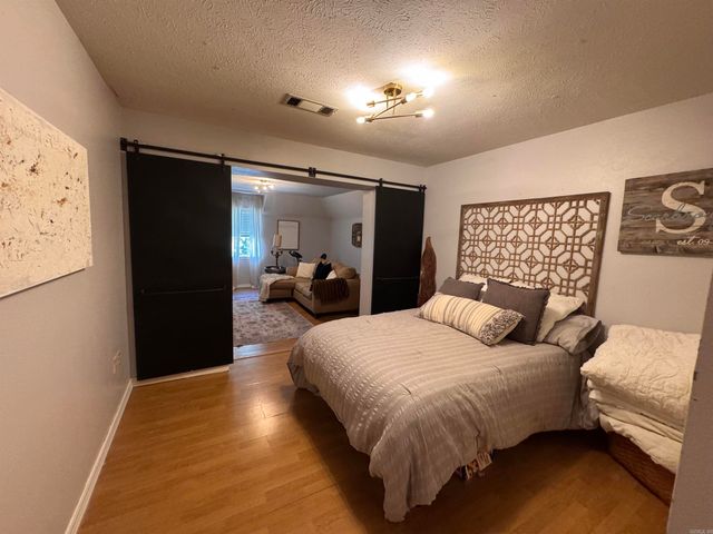 106 Red Oak Lane, Searcy, AR 72143