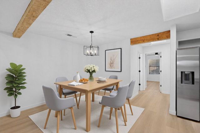 619 Avenida Montoya NE, Los Lunas, NM 87031