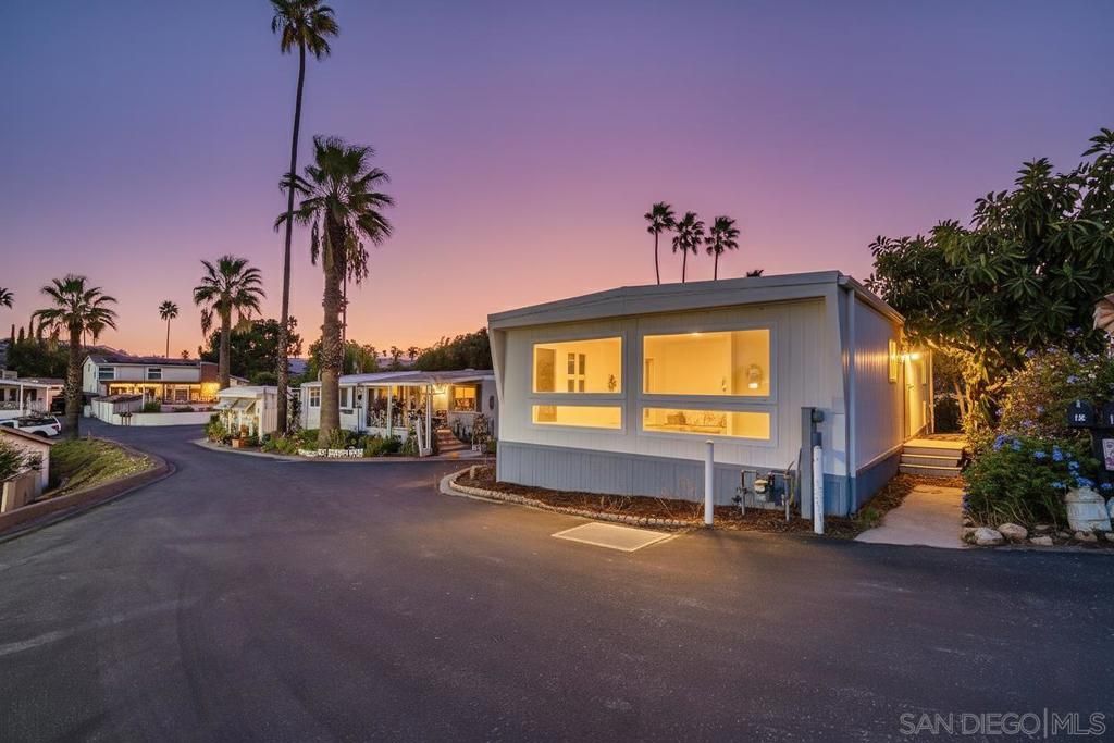 13490 Highway 8 Business SPC 14, Lakeside, CA 92040