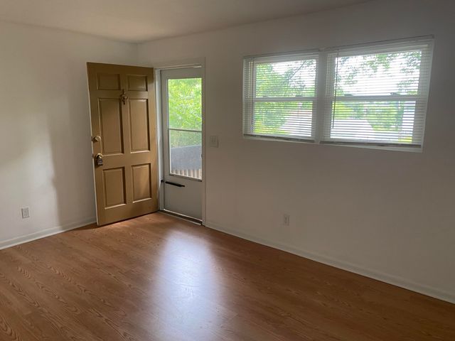 3905 Maine AVE NW, Roanoke, VA 24017