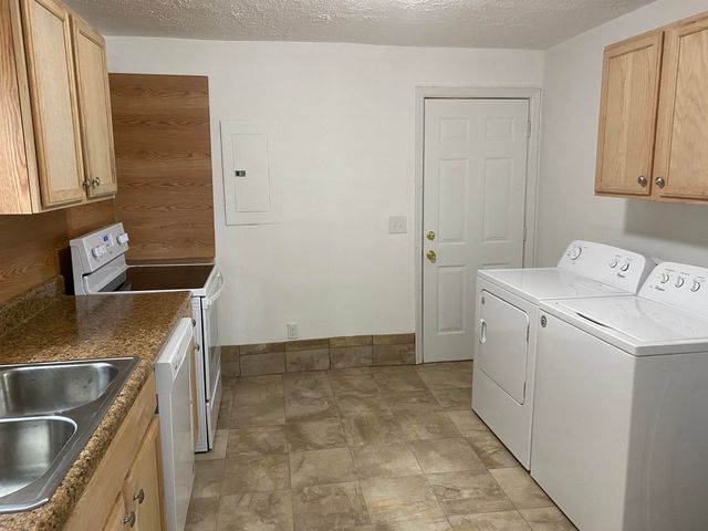 3905 Maine AVE NW, Roanoke, VA 24017
