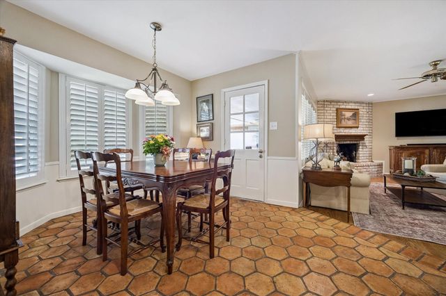 12630 Kingsride Lane, Houston, TX 77024