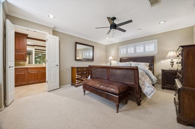 12630 Kingsride Lane, Houston, TX 77024