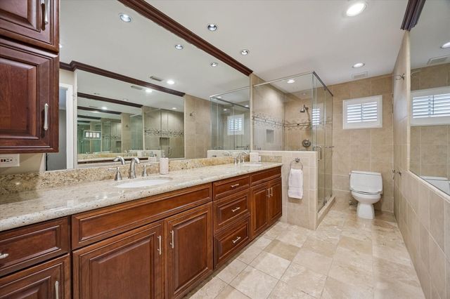 12630 Kingsride Lane, Houston, TX 77024