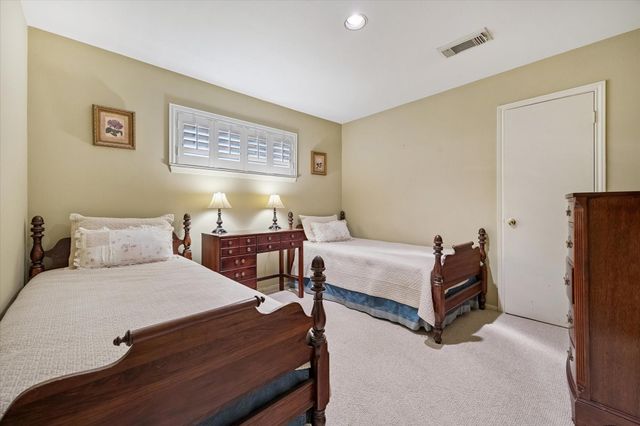 12630 Kingsride Lane, Houston, TX 77024