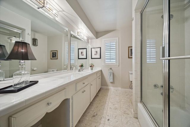 12630 Kingsride Lane, Houston, TX 77024