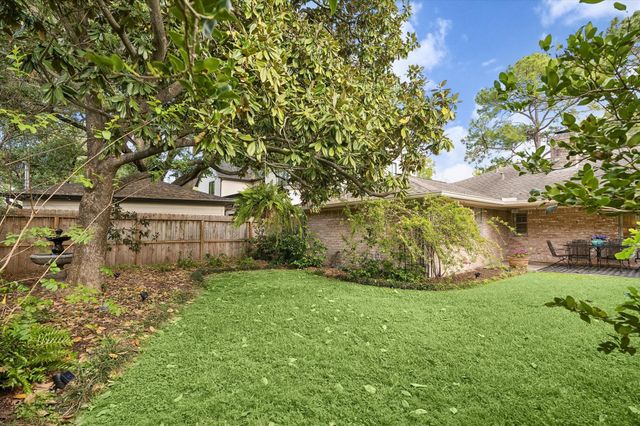 12630 Kingsride Lane, Houston, TX 77024