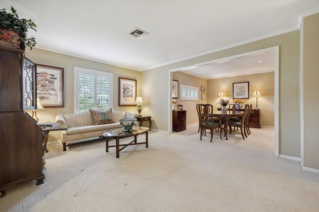 12630 Kingsride Lane, Houston, TX 77024