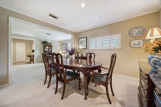 12630 Kingsride Lane, Houston, TX 77024