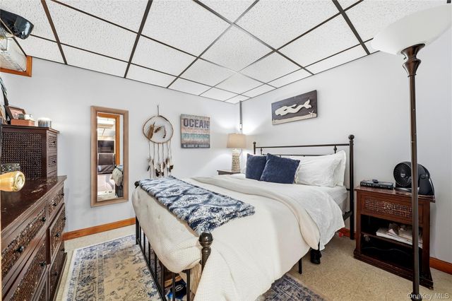 21 Broadlawn Drive, Central Islip, NY 11722