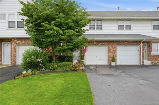21 Broadlawn Drive, Central Islip, NY 11722