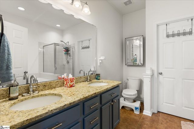 418 Cedar Pines Drive, Greenville, SC 29615