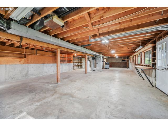 2366 SEMINARY HILL Rd, Centralia, WA 98531