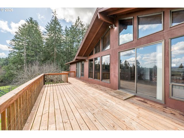 2366 SEMINARY HILL Rd, Centralia, WA 98531