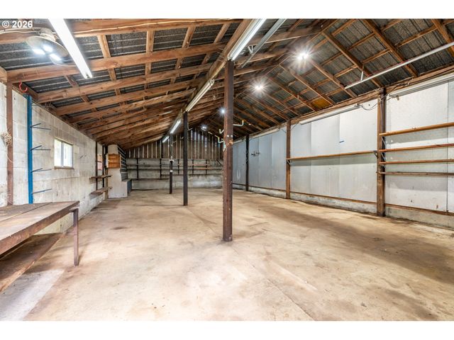 2366 SEMINARY HILL Rd, Centralia, WA 98531