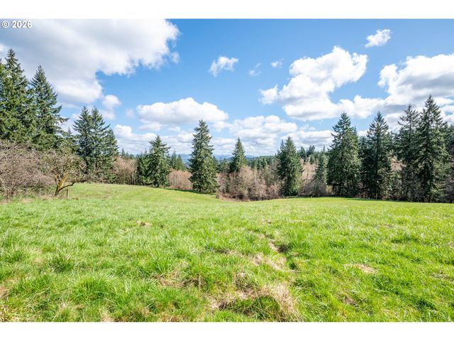 2366 SEMINARY HILL Rd, Centralia, WA 98531