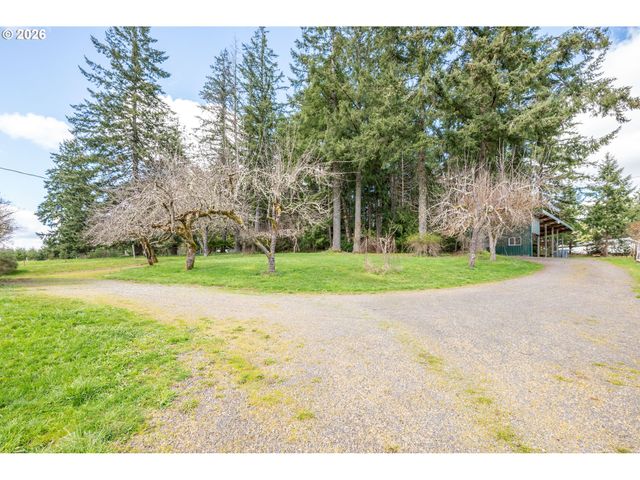 2366 SEMINARY HILL Rd, Centralia, WA 98531