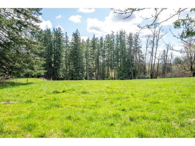 2366 SEMINARY HILL Rd, Centralia, WA 98531