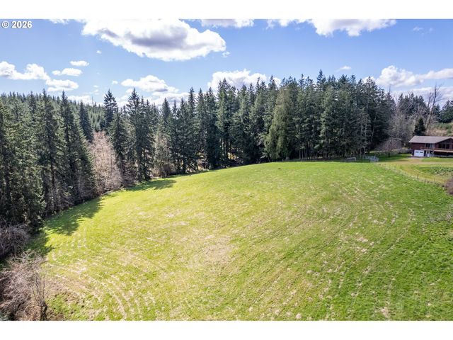 2366 SEMINARY HILL Rd, Centralia, WA 98531