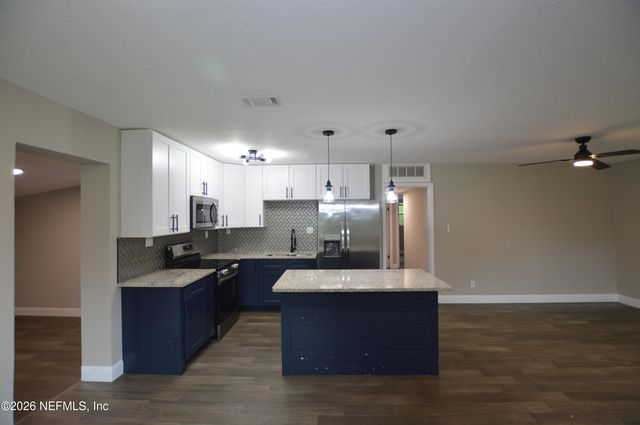 2108 HUGH EDWARDS Drive, Jacksonville, FL 32210