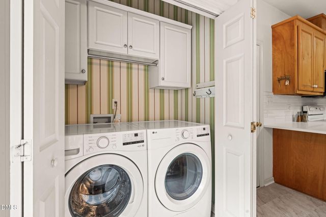 4925 Old Millcrest Court, Raleigh, NC 27609