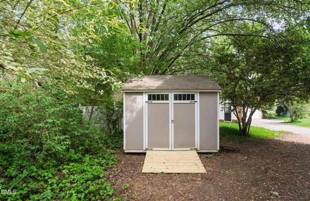 4925 Old Millcrest Court, Raleigh, NC 27609