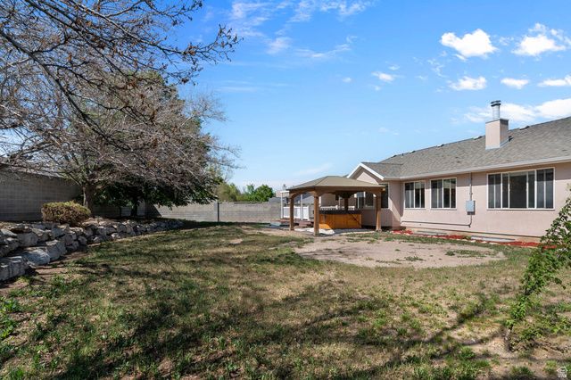 9188 S GRANADA HILLS DR, West Jordan, UT 84088
