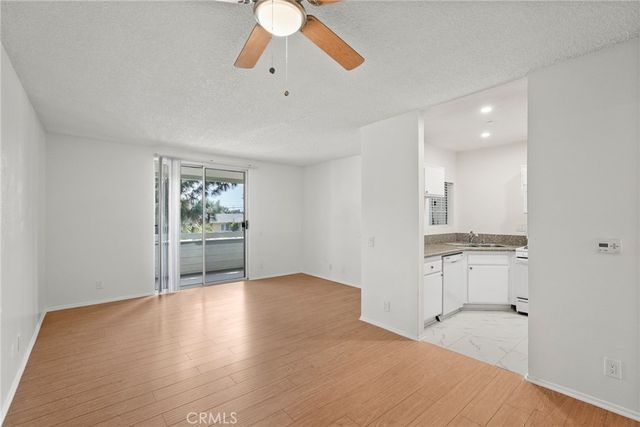 11150 Glenoaks Boulevard 309, Pacoima, CA 91331