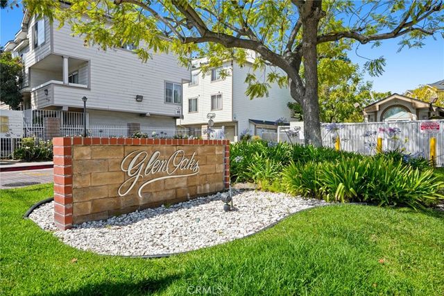 11150 Glenoaks Boulevard 309, Pacoima, CA 91331