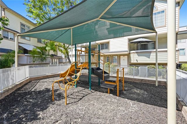11150 Glenoaks Boulevard 309, Pacoima, CA 91331