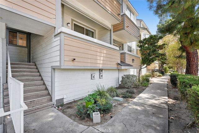 11150 Glenoaks Boulevard 309, Pacoima, CA 91331