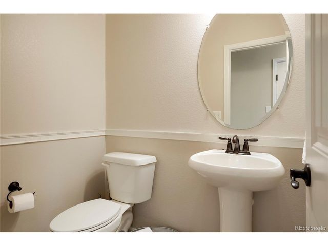 25341 E Ottawa Dr, Aurora, CO 80016