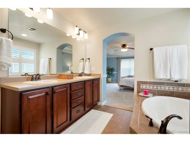 25341 E Ottawa Dr, Aurora, CO 80016