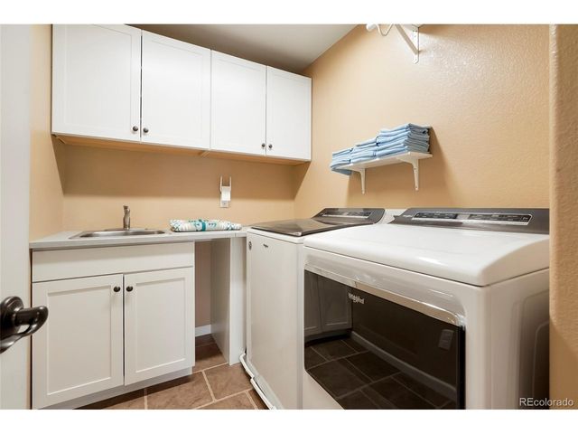 25341 E Ottawa Dr, Aurora, CO 80016