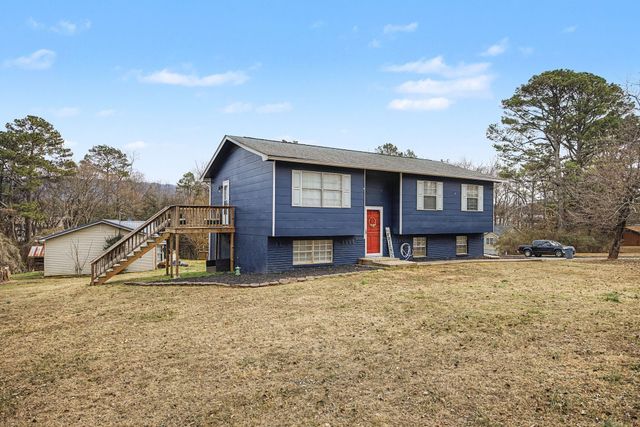135 Franklin Drive, Benton, TN 37307