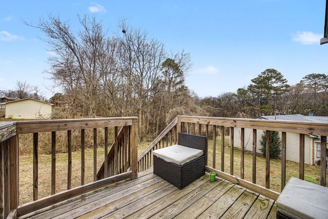 135 Franklin Drive, Benton, TN 37307