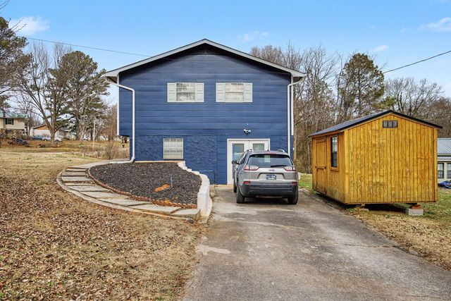 135 Franklin Drive, Benton, TN 37307