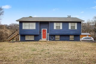 135 Franklin Drive, Benton, TN 37307