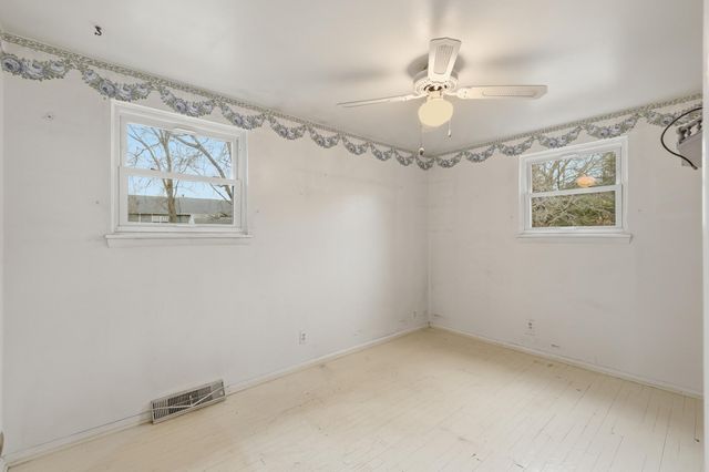 4579 Bekinshire Drive NW, Comstock Park, MI 49321