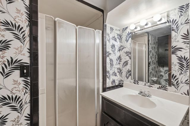 4579 Bekinshire Drive NW, Comstock Park, MI 49321