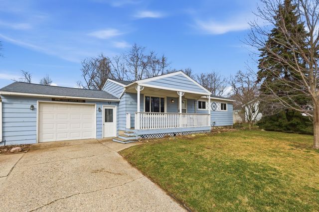 4579 Bekinshire Drive NW, Comstock Park, MI 49321