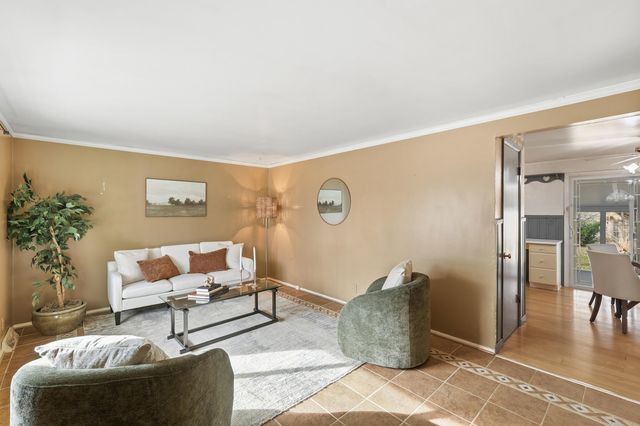 4579 Bekinshire Drive NW, Comstock Park, MI 49321