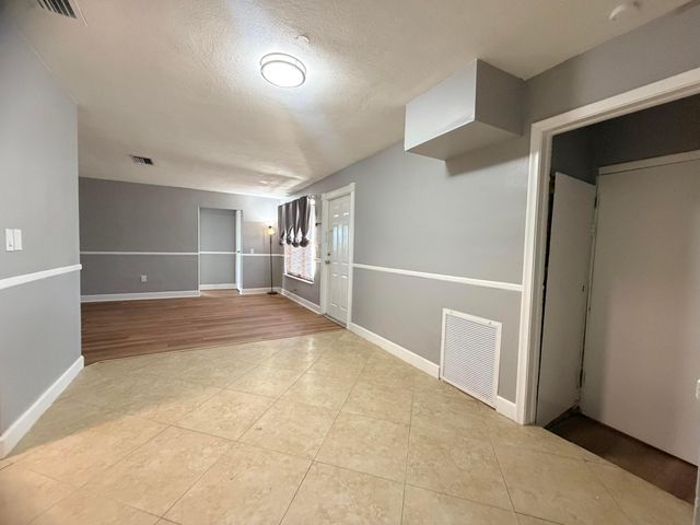 8381 NW 28TH Place, Sunrise, FL 33322